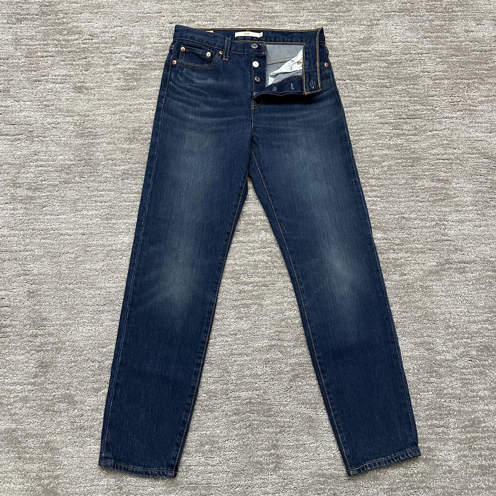 Levis Premium Wedgie Jeans Womens 26 High Rise Straight Leg Button Fly Denim